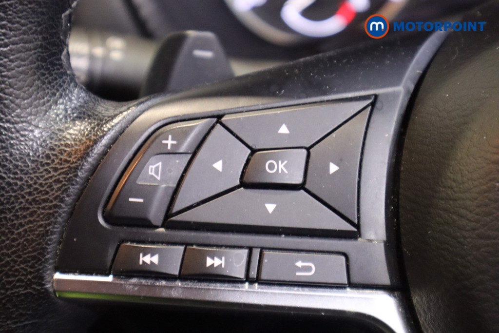 Nissan Juke N-Connecta Automatic Petrol SUV - Stock Number (1603234) - 17th supplementary image