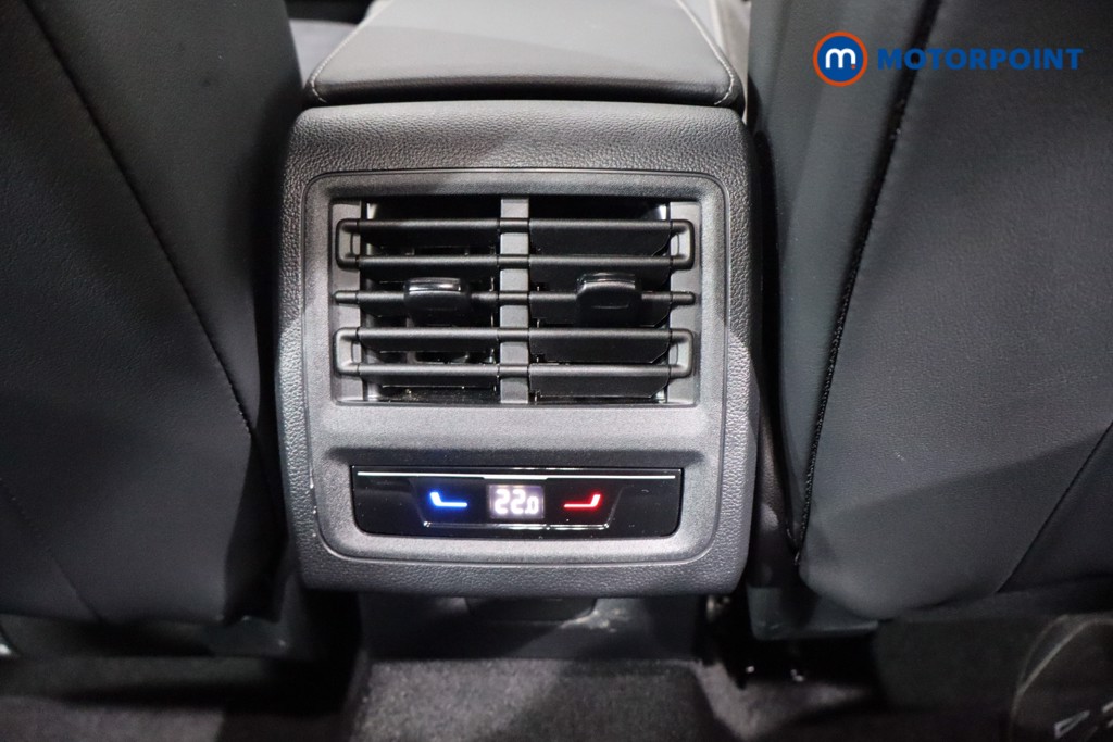 Volkswagen Golf Style Automatic Petrol Plug-In Hybrid Hatchback - Stock Number (1603352) - 16th supplementary image