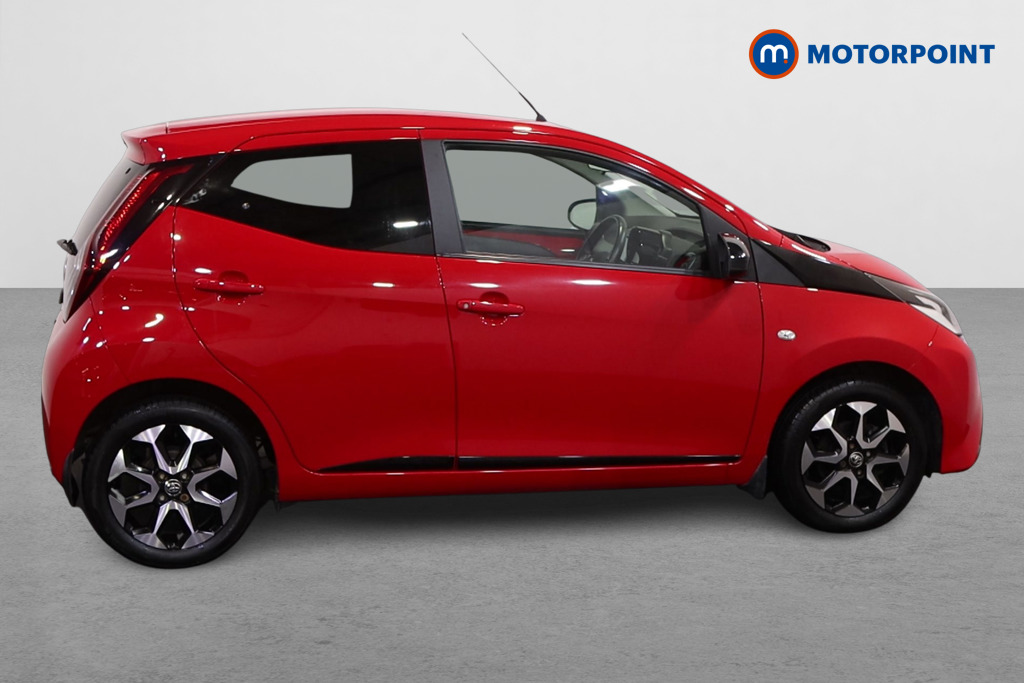 Toyota Aygo X-Trend Manual Petrol Hatchback - Stock Number (1603365) - Drivers side