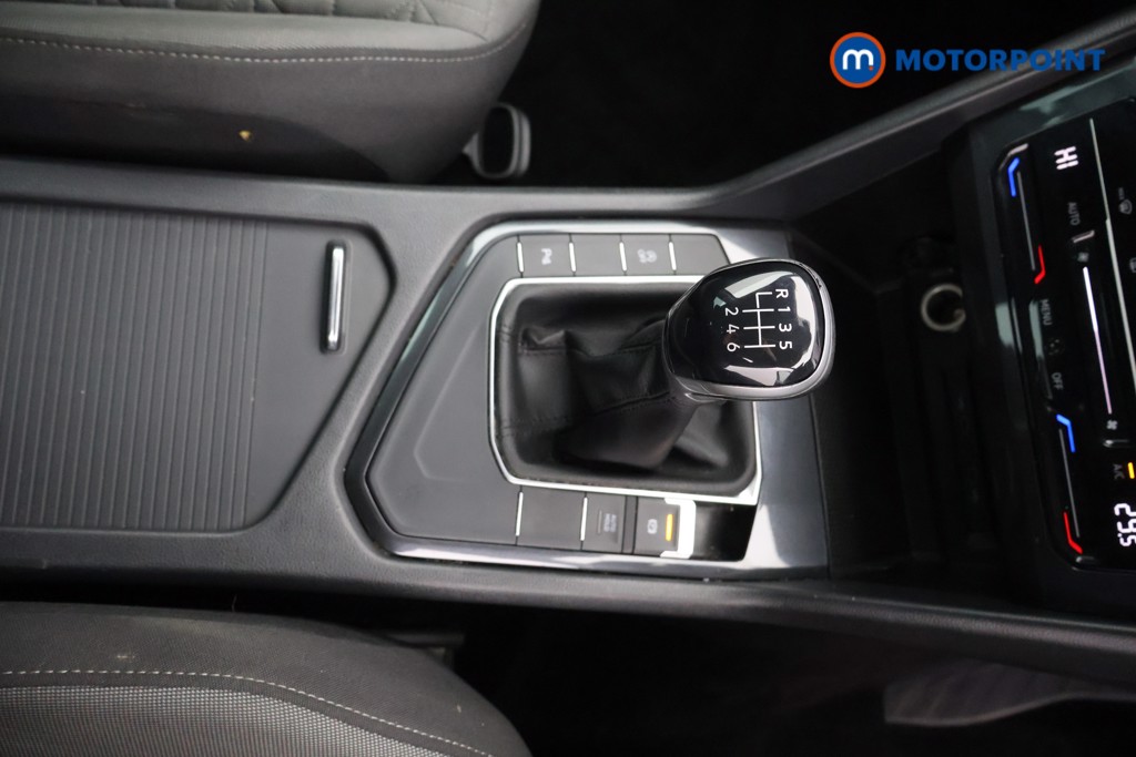 Volkswagen Tiguan Life Manual Petrol SUV - Stock Number (1577802) - 9th supplementary image