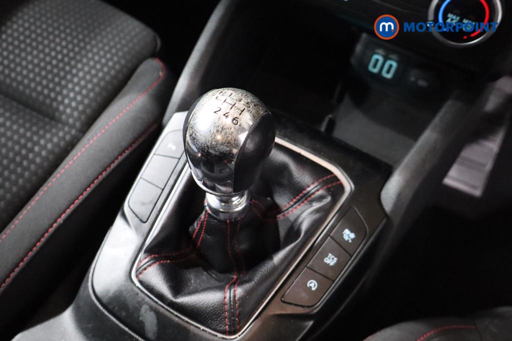 Ford Focus St-Line Edition Manual Diesel Hatchback - Stock Number (1579813) - 4th supplementary image