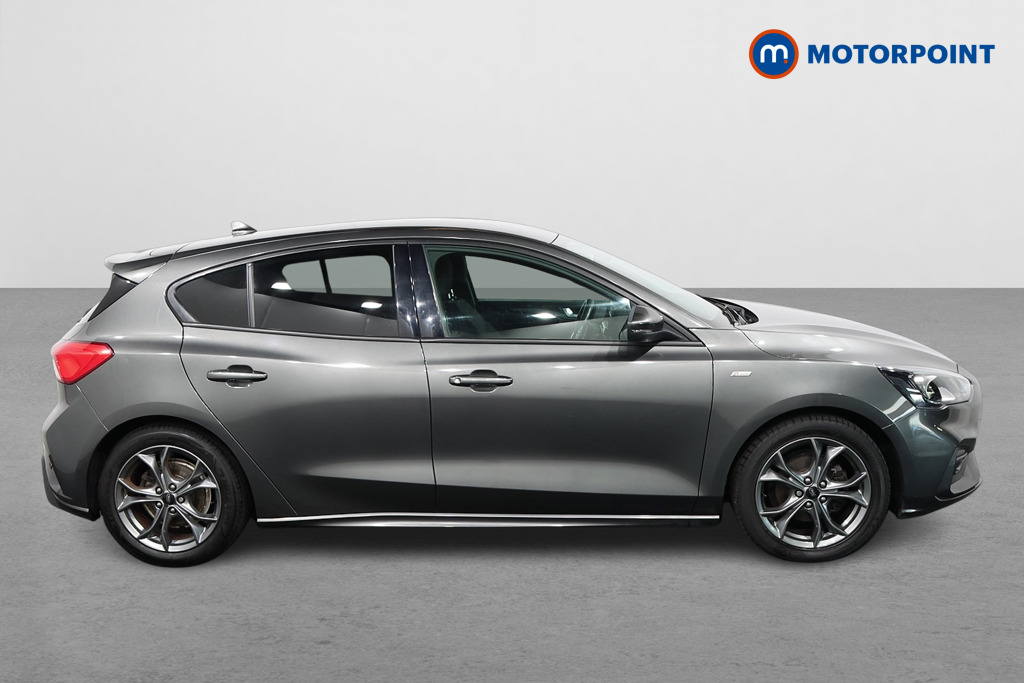 Ford Focus St-Line Edition Manual Diesel Hatchback - Stock Number (1579813) - Drivers side