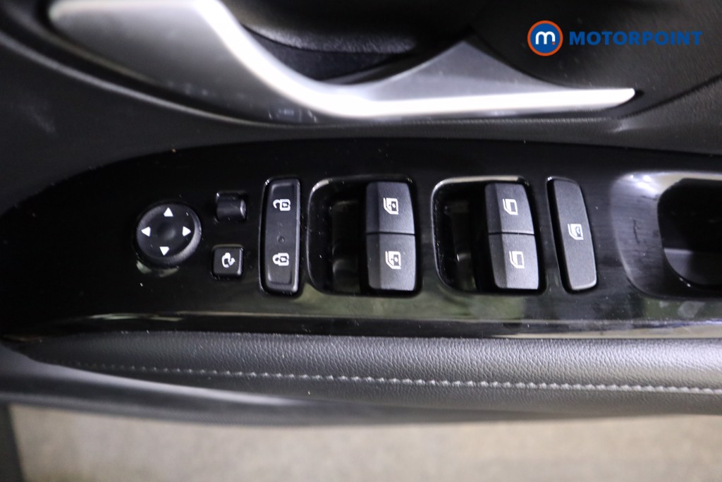 Hyundai Tucson Se Connect Manual Petrol SUV - Stock Number (1584401) - 8th supplementary image