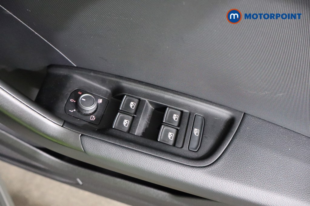 Audi A1 S Line Manual Petrol Hatchback - Stock Number (1585670) - 17th supplementary image