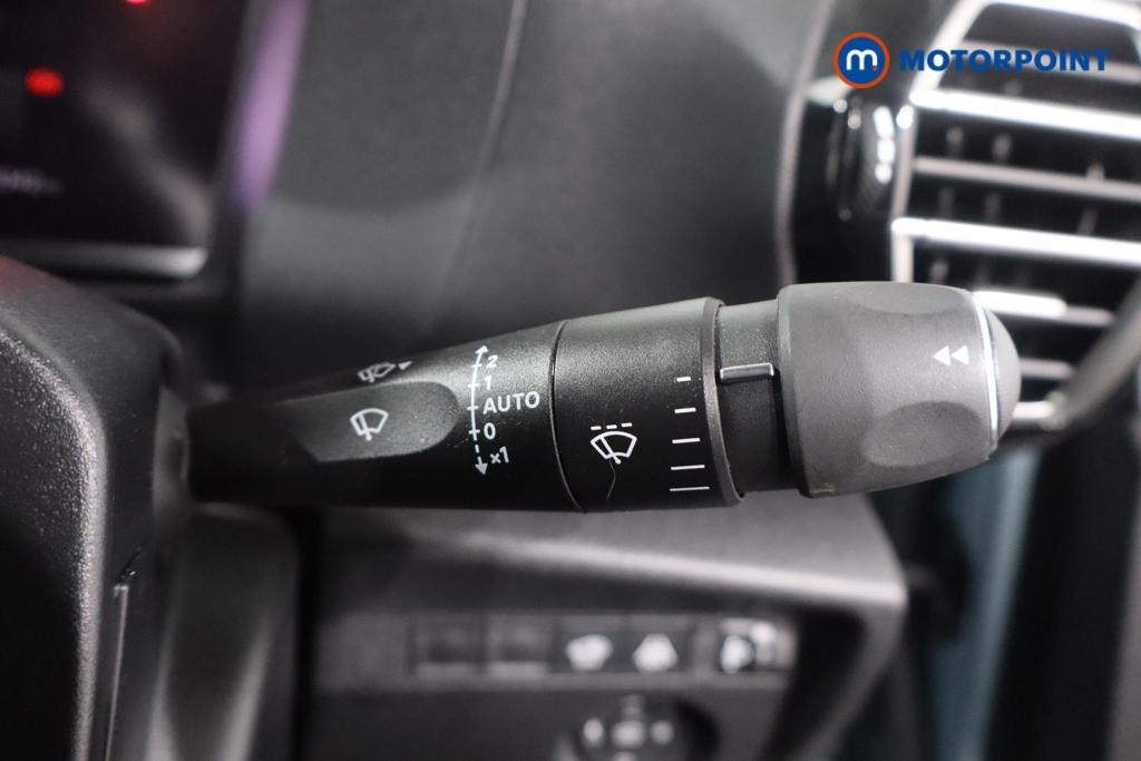 Citroen C4 Shine Plus Automatic Diesel Hatchback - Stock Number (1588124) - 10th supplementary image