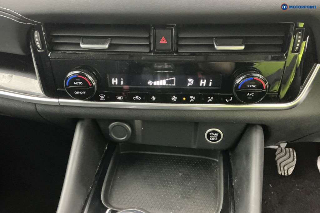 Nissan Qashqai N-Connecta Manual Petrol SUV - Stock Number (1588171) - 19th supplementary image
