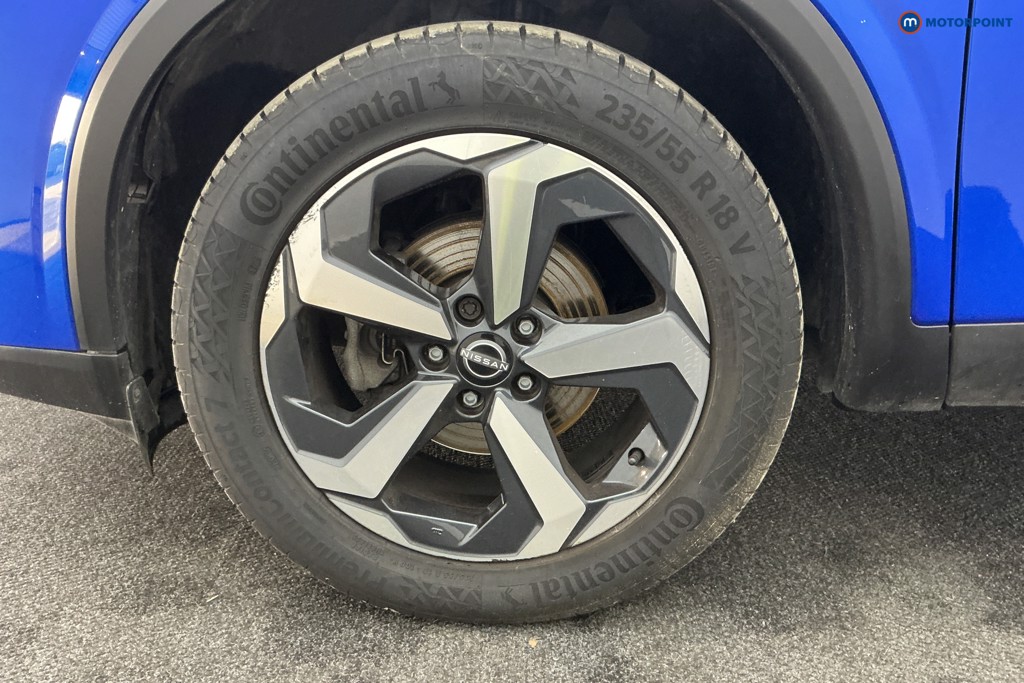 Nissan Qashqai N-Connecta Manual Petrol SUV - Stock Number (1588171) - 33rd supplementary image