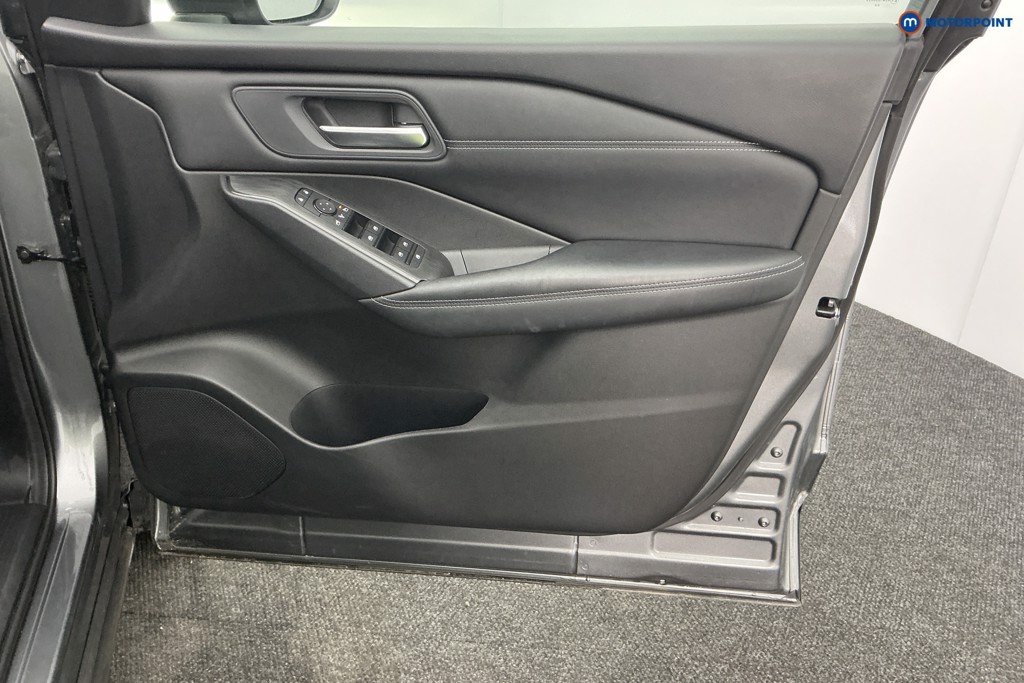 Nissan Qashqai Acenta Premium Automatic Petrol SUV - Stock Number (1588921) - 24th supplementary image
