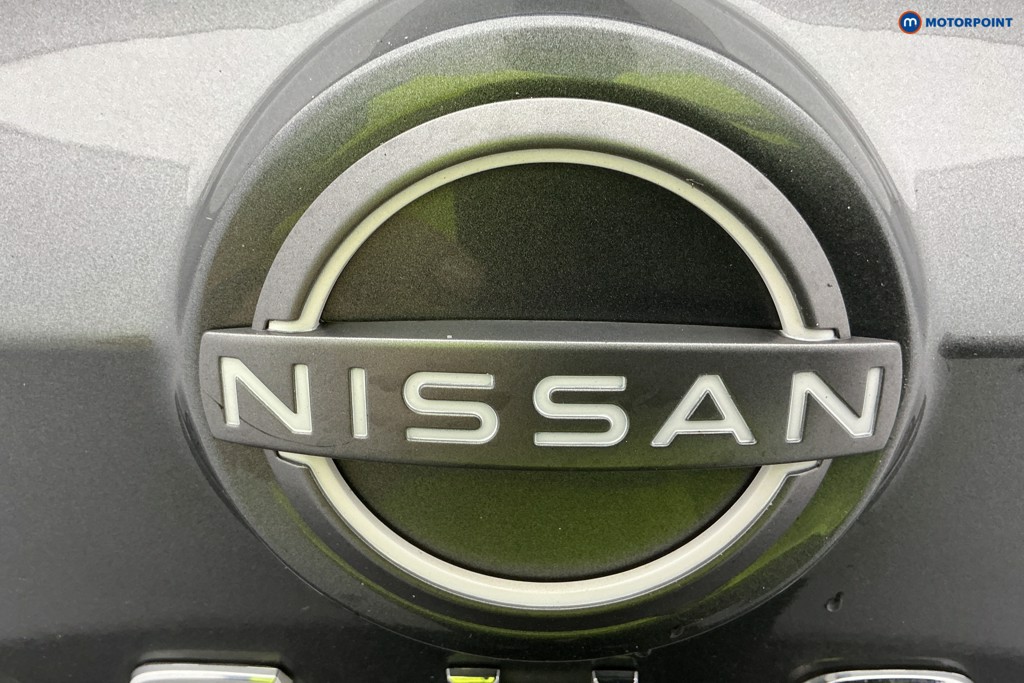Nissan Qashqai Acenta Premium Automatic Petrol SUV - Stock Number (1588921) - 33rd supplementary image