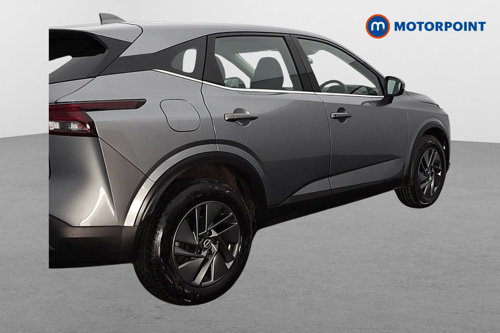 Nissan Qashqai Acenta Premium Automatic Petrol SUV - Stock Number (1588921) - Drivers side rear corner
