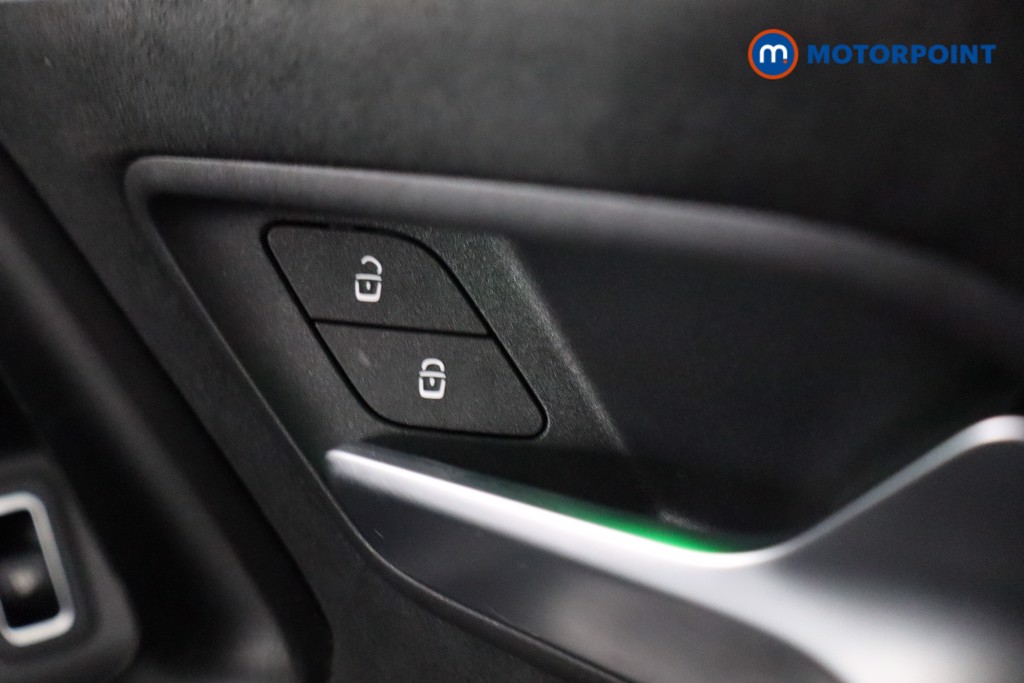 Mercedes-Benz A Class Amg Line Automatic Petrol Saloon - Stock Number (1589321) - 15th supplementary image