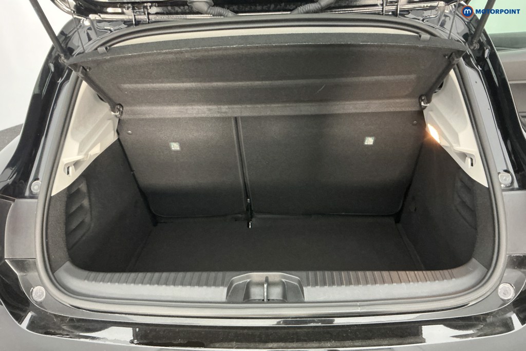 Renault Clio Iconic Edition Manual Petrol Hatchback - Stock Number (1590636) - 3rd supplementary image