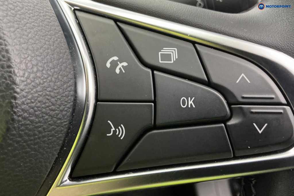 Renault Clio Iconic Edition Manual Petrol Hatchback - Stock Number (1590636) - 22nd supplementary image