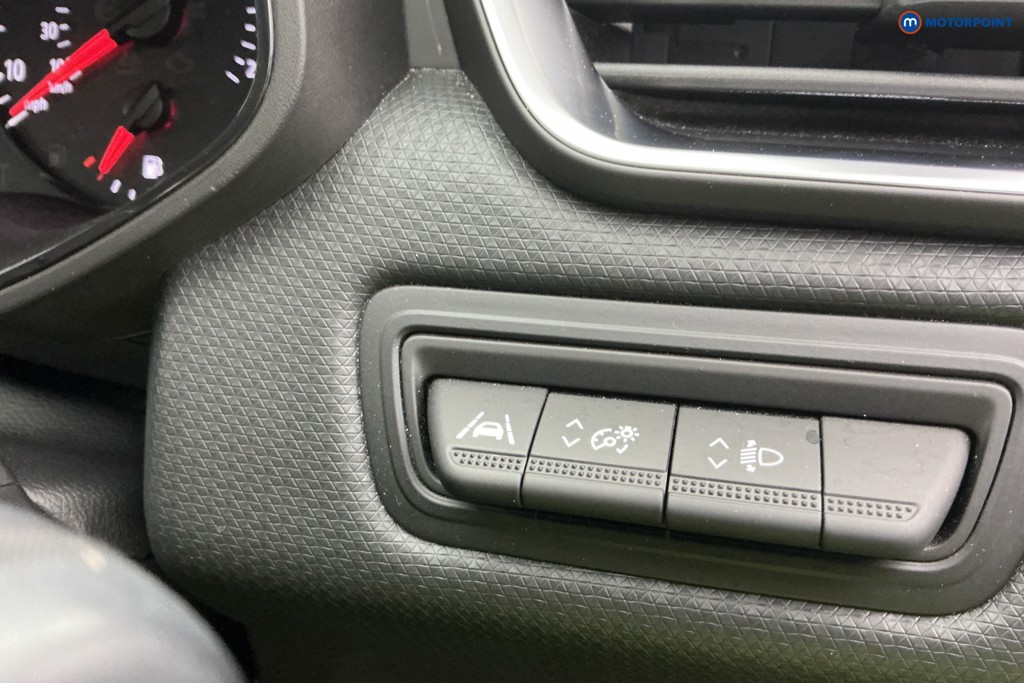 Renault Clio Iconic Edition Manual Petrol Hatchback - Stock Number (1590636) - 23rd supplementary image