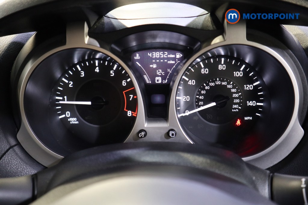 Nissan Juke Acenta Manual Petrol SUV - Stock Number (1590738) - 5th supplementary image