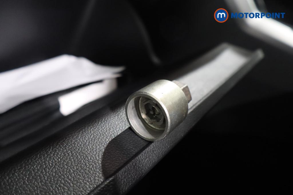 Volkswagen Polo Life Manual Petrol Hatchback - Stock Number (1592935) - 13th supplementary image