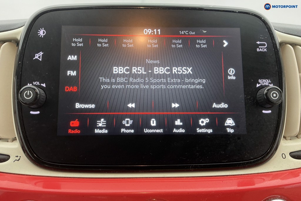 Fiat 500 Lounge Manual Petrol Hatchback - Stock Number (1594421) - 2nd supplementary image