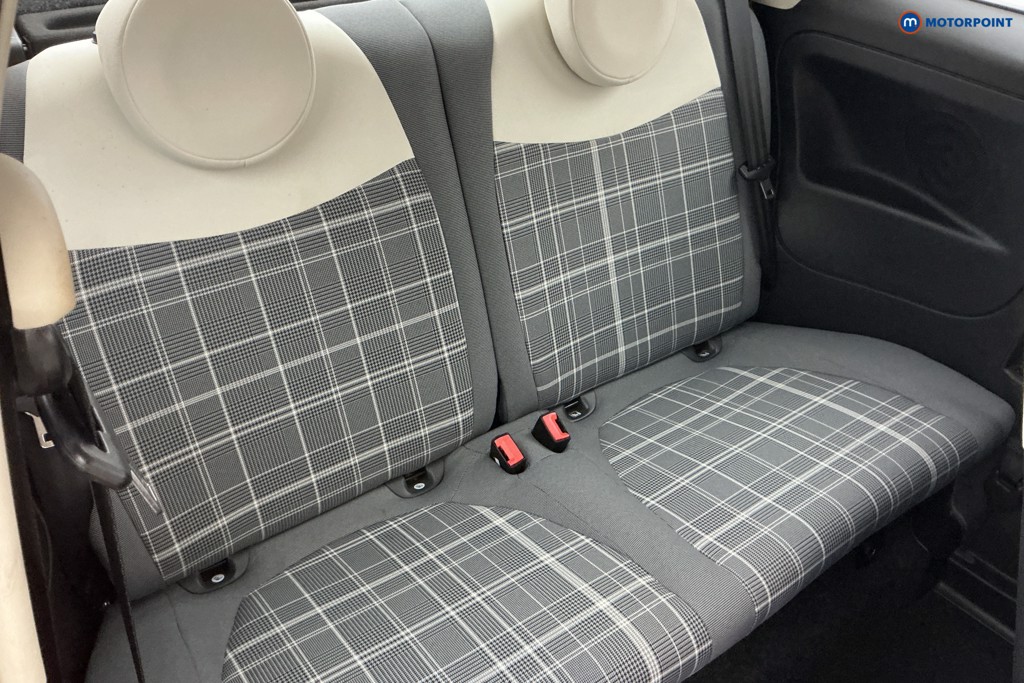 Fiat 500 Lounge Manual Petrol Hatchback - Stock Number (1594421) - 4th supplementary image
