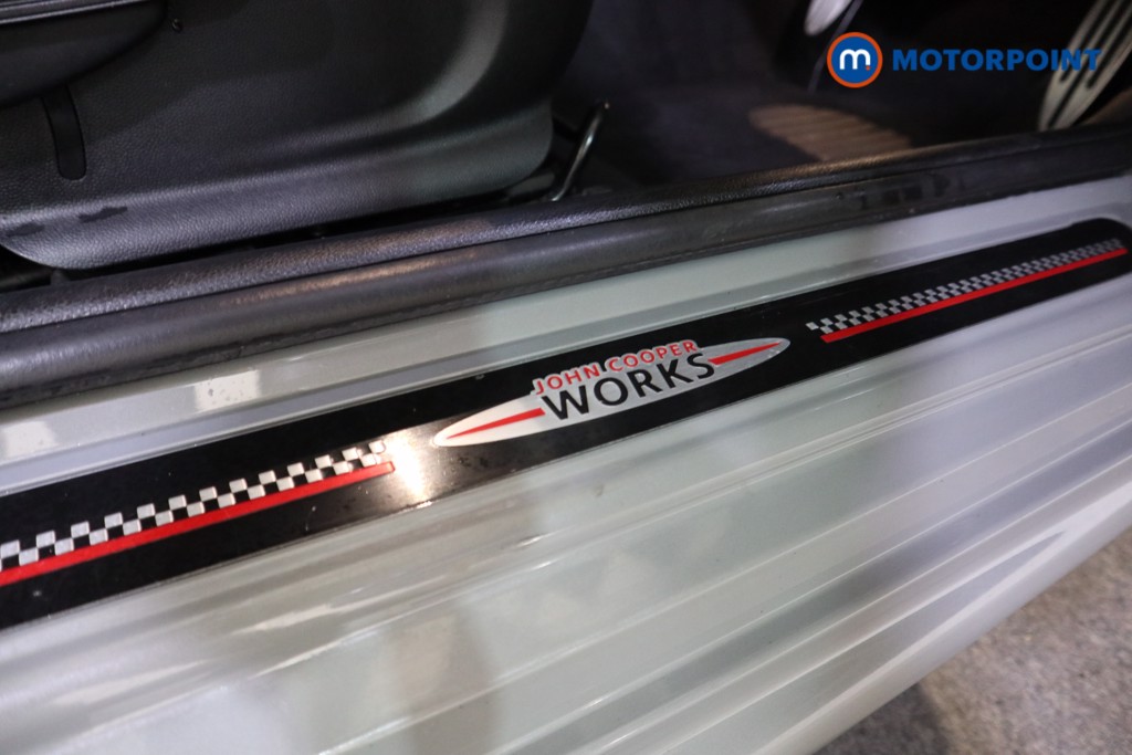 Mini Hatchback Cooper Sport Automatic Petrol Hatchback - Stock Number (1595536) - 13th supplementary image