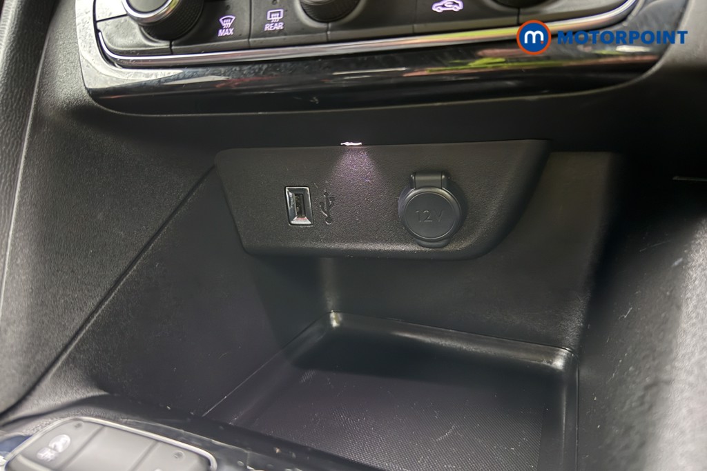 Vauxhall Corsa GS Manual Petrol Hatchback - Stock Number (1596350) - 12th supplementary image