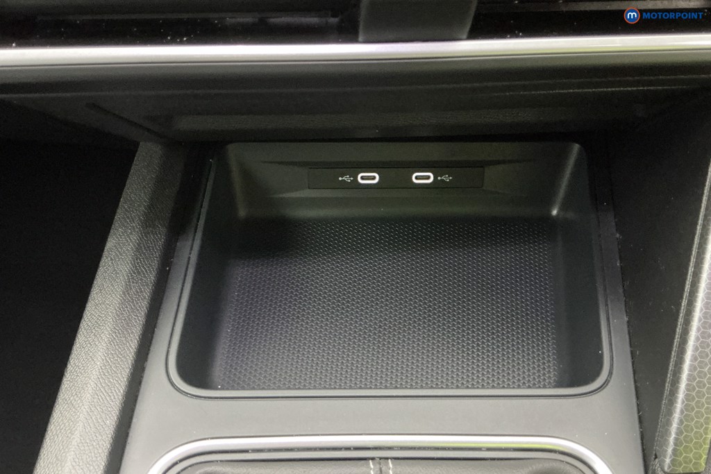 Seat Leon Se Dynamic Manual Petrol Hatchback - Stock Number (1596406) - 16th supplementary image