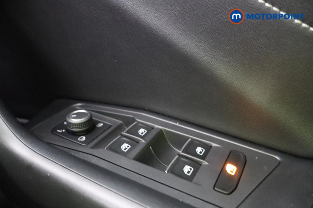 Volkswagen T-Roc Style Automatic Petrol SUV - Stock Number (1597491) - 11th supplementary image