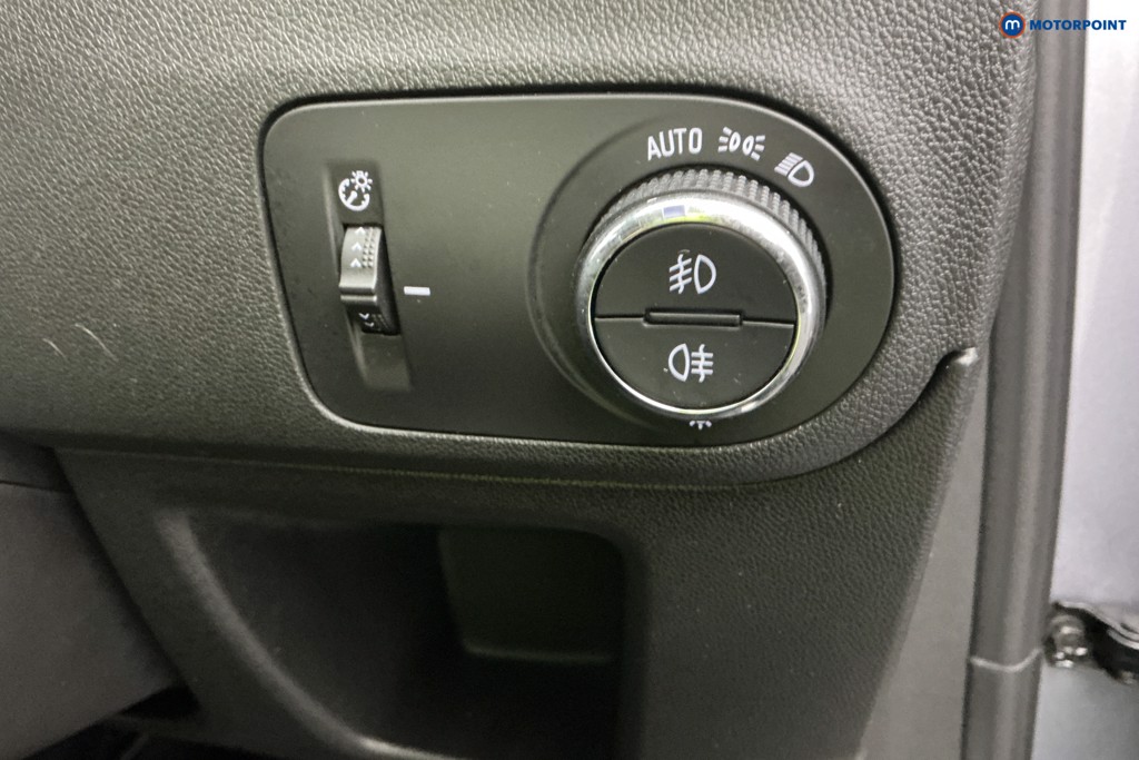 Vauxhall Crossland Ultimate Automatic Petrol SUV - Stock Number (1597806) - 20th supplementary image