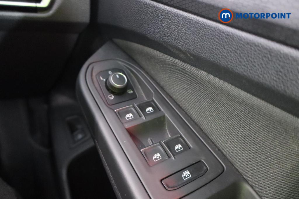 Volkswagen Golf GTE Automatic Petrol Plug-In Hybrid Hatchback - Stock Number (1598245) - 12th supplementary image