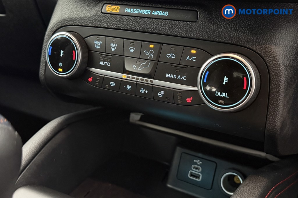 Ford Kuga Black Package Edition Manual Petrol SUV - Stock Number (1598252) - 14th supplementary image