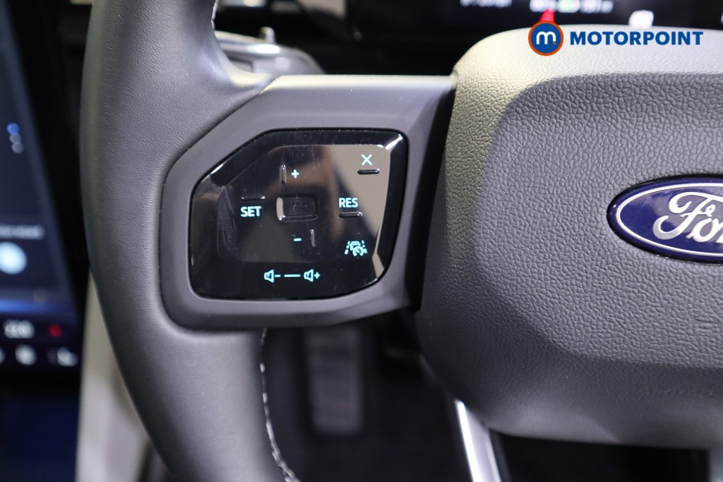 Ford Explorer Premium Automatic Electric SUV - Stock Number (1598492) - 5th supplementary image