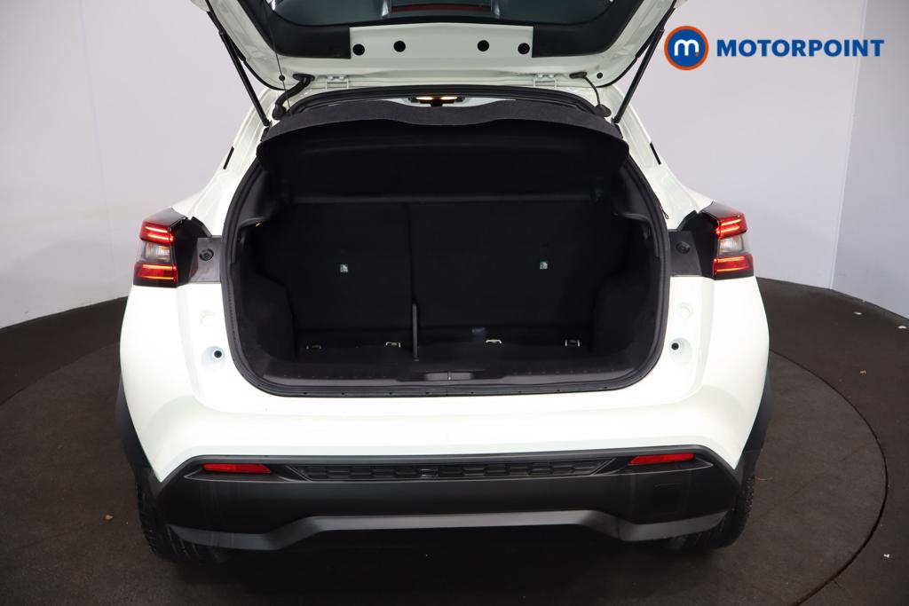 Nissan Juke Acenta Premium Automatic Petrol SUV - Stock Number (1598627) - 16th supplementary image