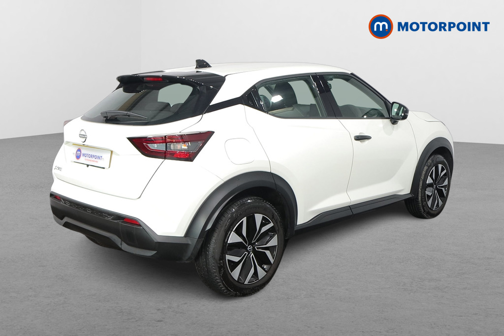 Nissan Juke Acenta Premium Automatic Petrol SUV - Stock Number (1598627) - Drivers side rear corner