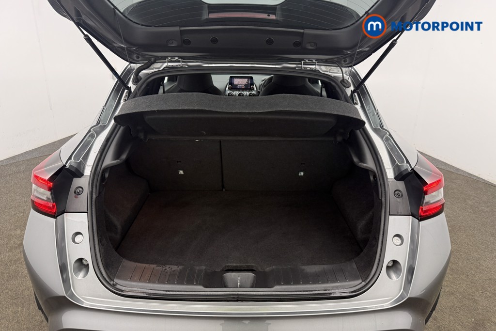 Nissan Juke N-Connecta Manual Petrol SUV - Stock Number (1598694) - 15th supplementary image