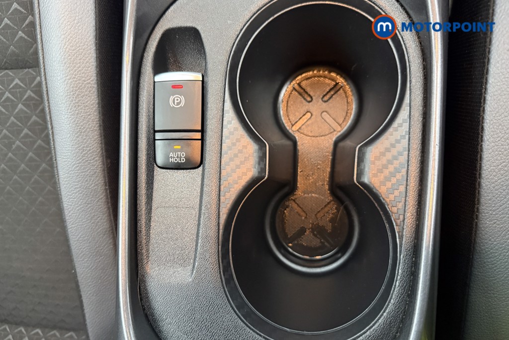 Nissan Juke N-Connecta Manual Petrol SUV - Stock Number (1598694) - 23rd supplementary image