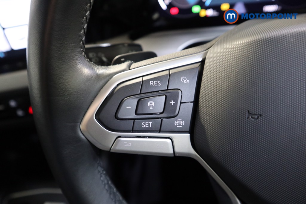 Volkswagen Golf Life Automatic Diesel Estate - Stock Number (1599049) - 3rd supplementary image