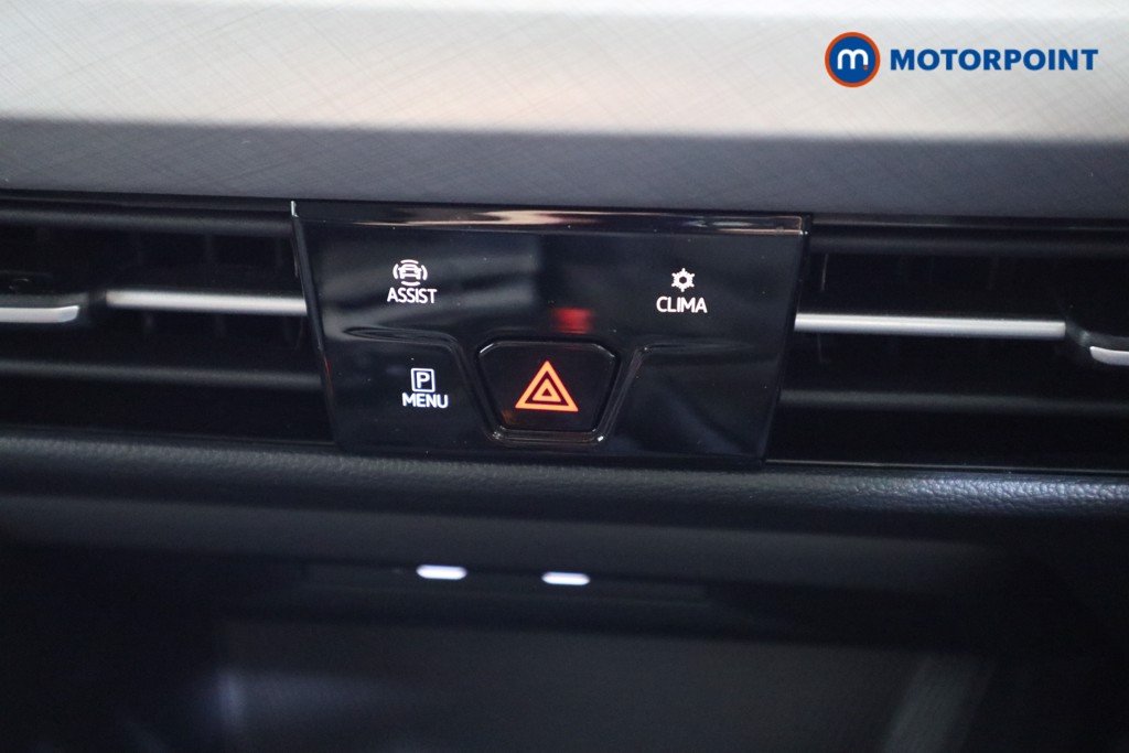 Volkswagen Golf Life Automatic Diesel Estate - Stock Number (1599049) - 7th supplementary image