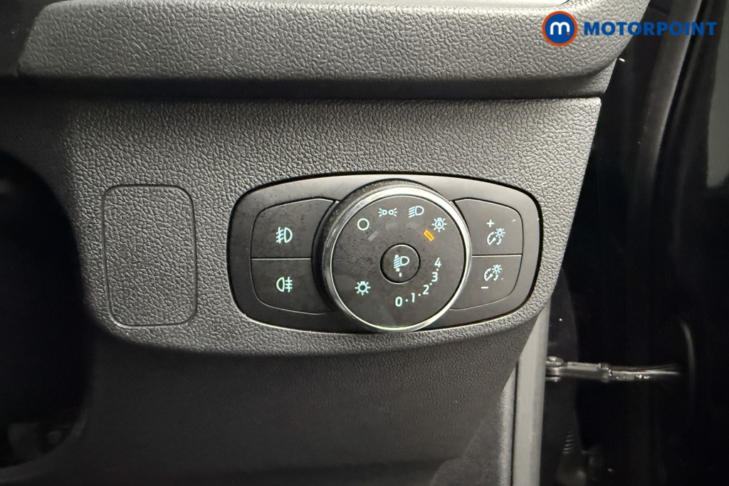 Ford Focus Active Manual Petrol Hatchback - Stock Number (1599301) - 17th supplementary image