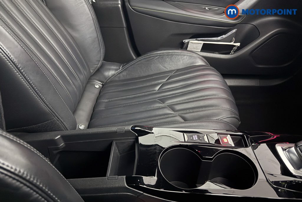 Peugeot 2008 Gt Premium Automatic Petrol SUV - Stock Number (1599374) - 15th supplementary image