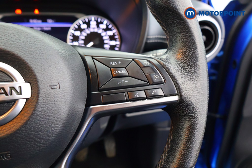 Nissan Juke N-Connecta Manual Petrol SUV - Stock Number (1599743) - 3rd supplementary image