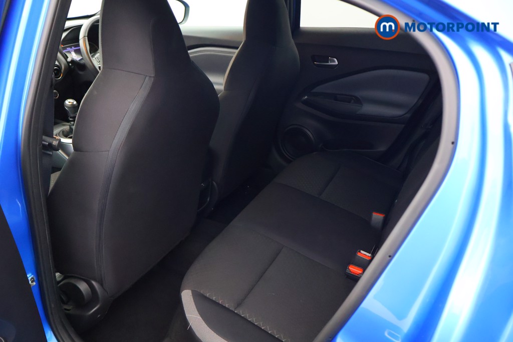 Nissan Juke N-Connecta Manual Petrol SUV - Stock Number (1599743) - 16th supplementary image