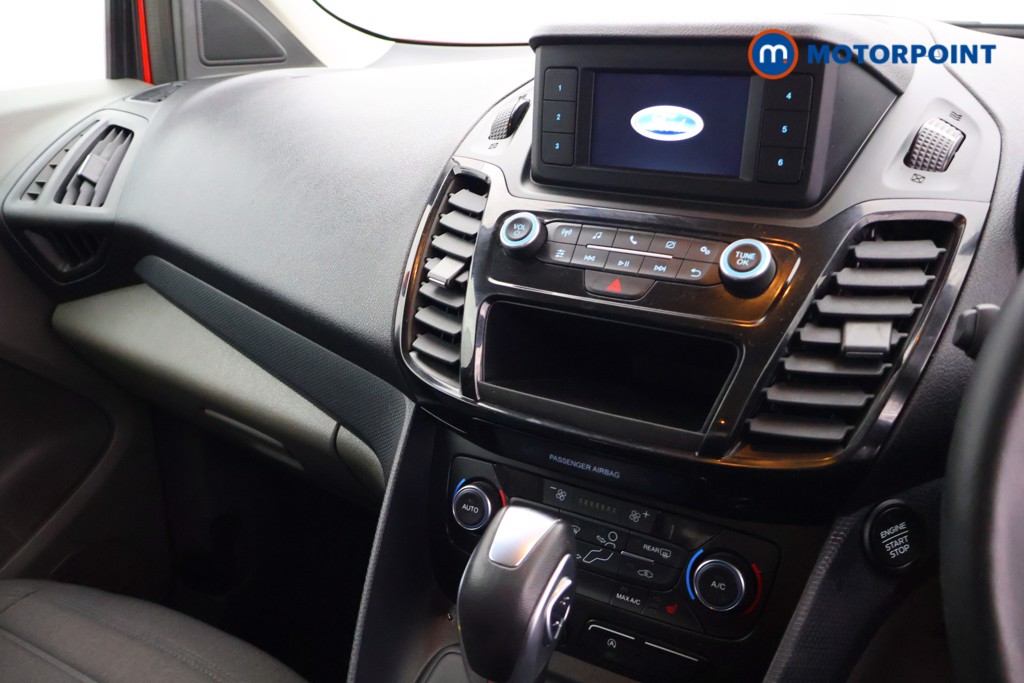 Ford Tourneo Connect Titanium Automatic Diesel People Carrier - Stock Number (1600356) - 5th supplementary image