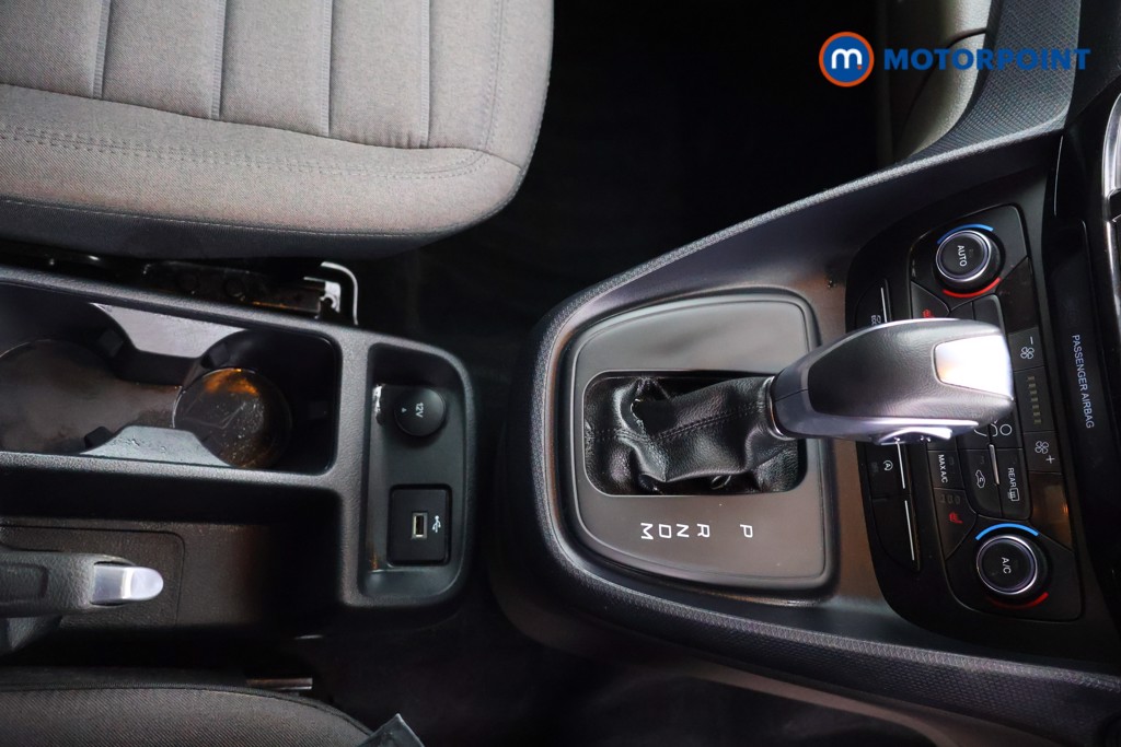 Ford Tourneo Connect Titanium Automatic Diesel People Carrier - Stock Number (1600356) - 9th supplementary image