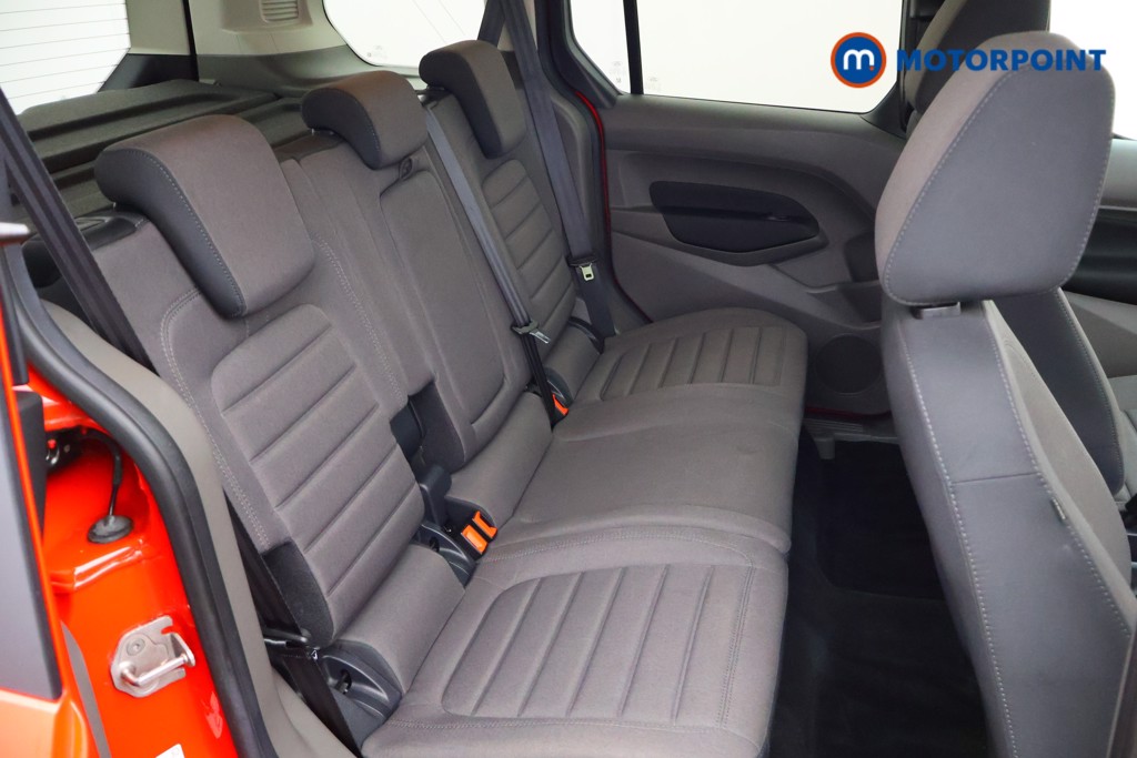 Ford Tourneo Connect Titanium Automatic Diesel People Carrier - Stock Number (1600356) - 13th supplementary image