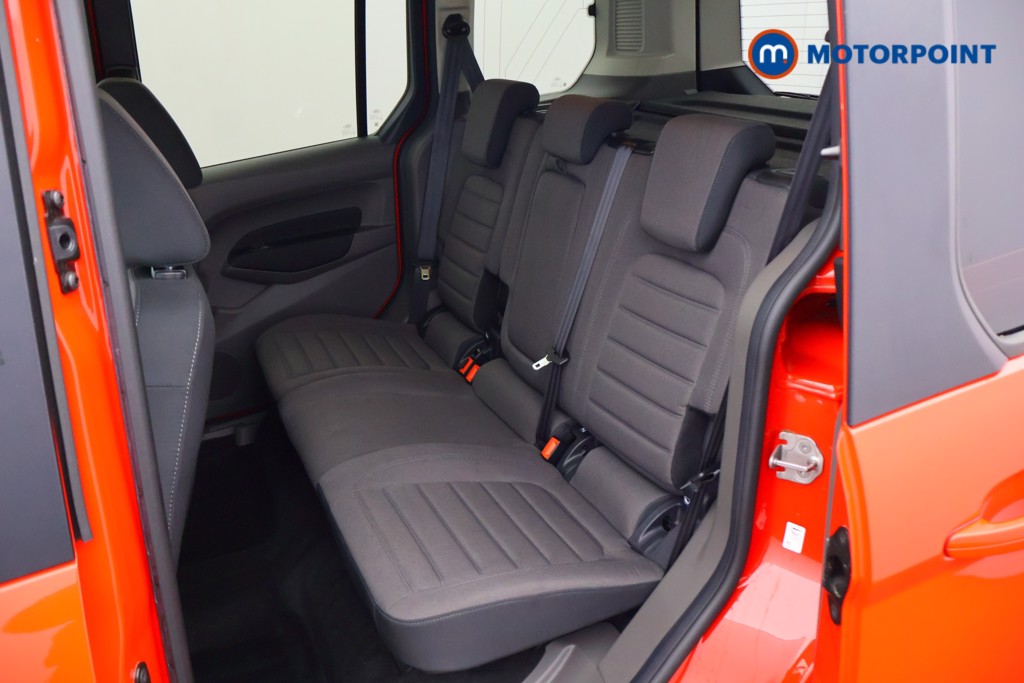 Ford Tourneo Connect Titanium Automatic Diesel People Carrier - Stock Number (1600356) - 15th supplementary image