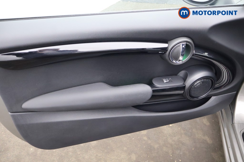 Mini Hatchback Cooper S Sport Automatic Petrol Hatchback - Stock Number (1600473) - 16th supplementary image