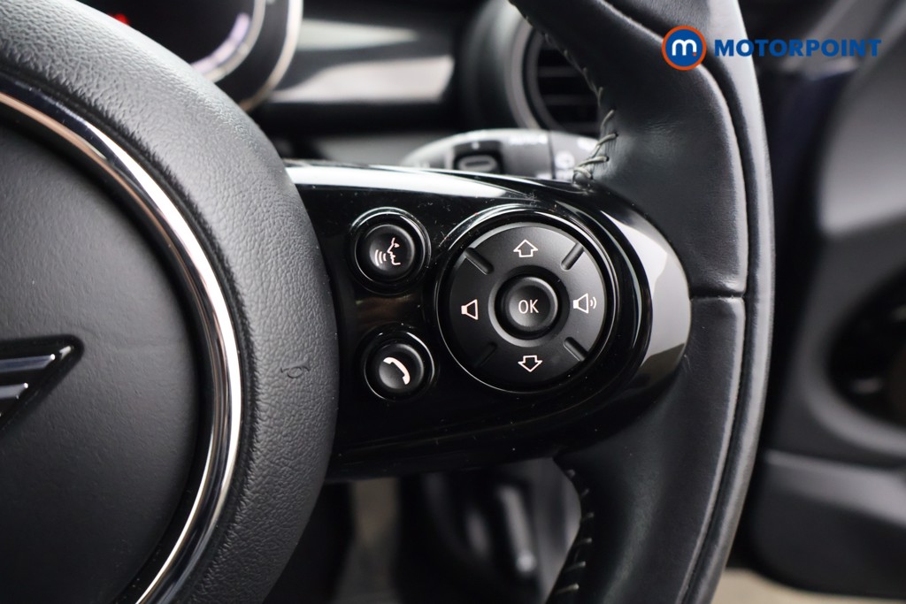 Mini Hatchback Cooper S Level 3 Automatic Electric Hatchback - Stock Number (1600648) - 3rd supplementary image