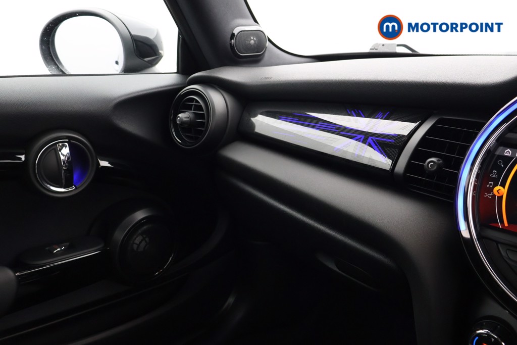 Mini Hatchback Cooper S Level 3 Automatic Electric Hatchback - Stock Number (1600648) - 6th supplementary image