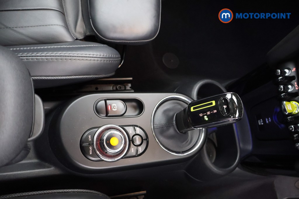 Mini Hatchback Cooper S Level 3 Automatic Electric Hatchback - Stock Number (1600648) - 9th supplementary image