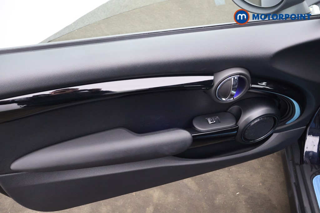 Mini Hatchback Cooper S Level 3 Automatic Electric Hatchback - Stock Number (1600648) - 16th supplementary image