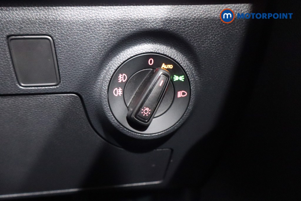 Seat Arona FR Manual Petrol SUV - Stock Number (1600773) - 16th supplementary image